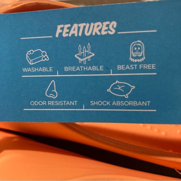 NATIVE Sz 9 Jericho Slip On Rubber Comfort Perforated Top Flats  Shoes - Picture 13 of 16